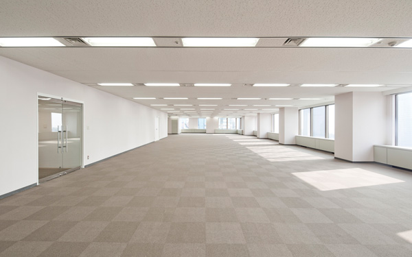 恒生银行大厦办公室内景