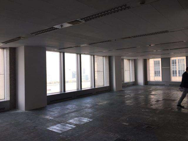 上海银行大厦出租286平写字楼标准交付