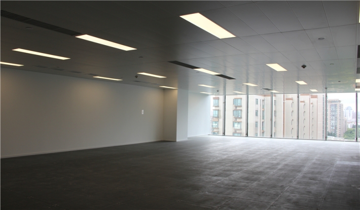 证大喜玛拉雅中心出租492平写字楼标准交付